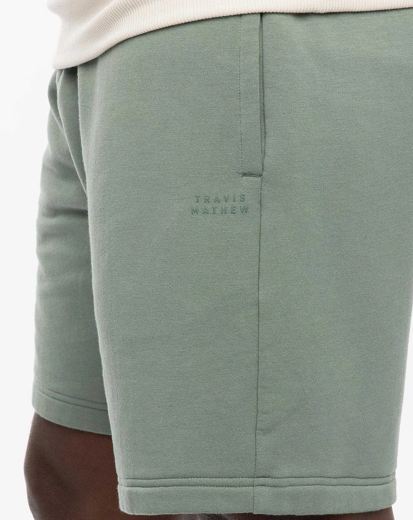 Coastal Cloud Short 7.5In