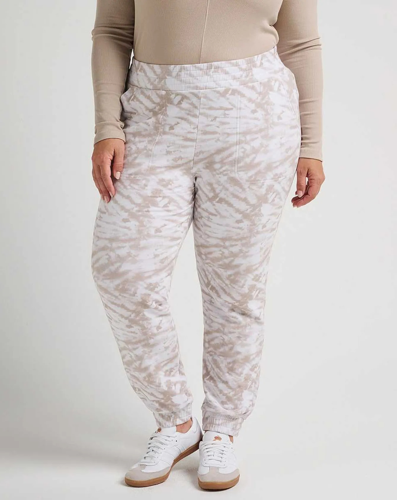 Flora And Fauna Cloud Fleece Jogger