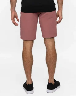 Provisions Short 9In