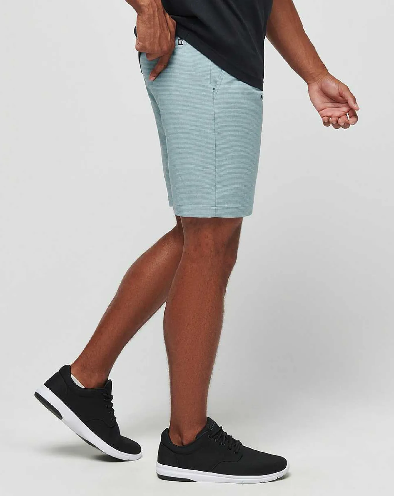 Sand Harbor Short 9In