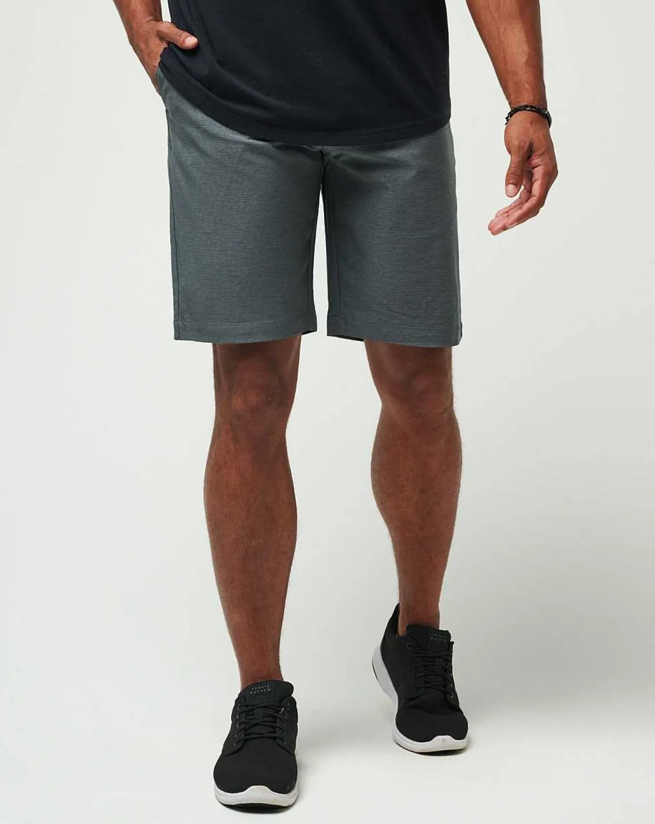 Sand Harbor Short 9In