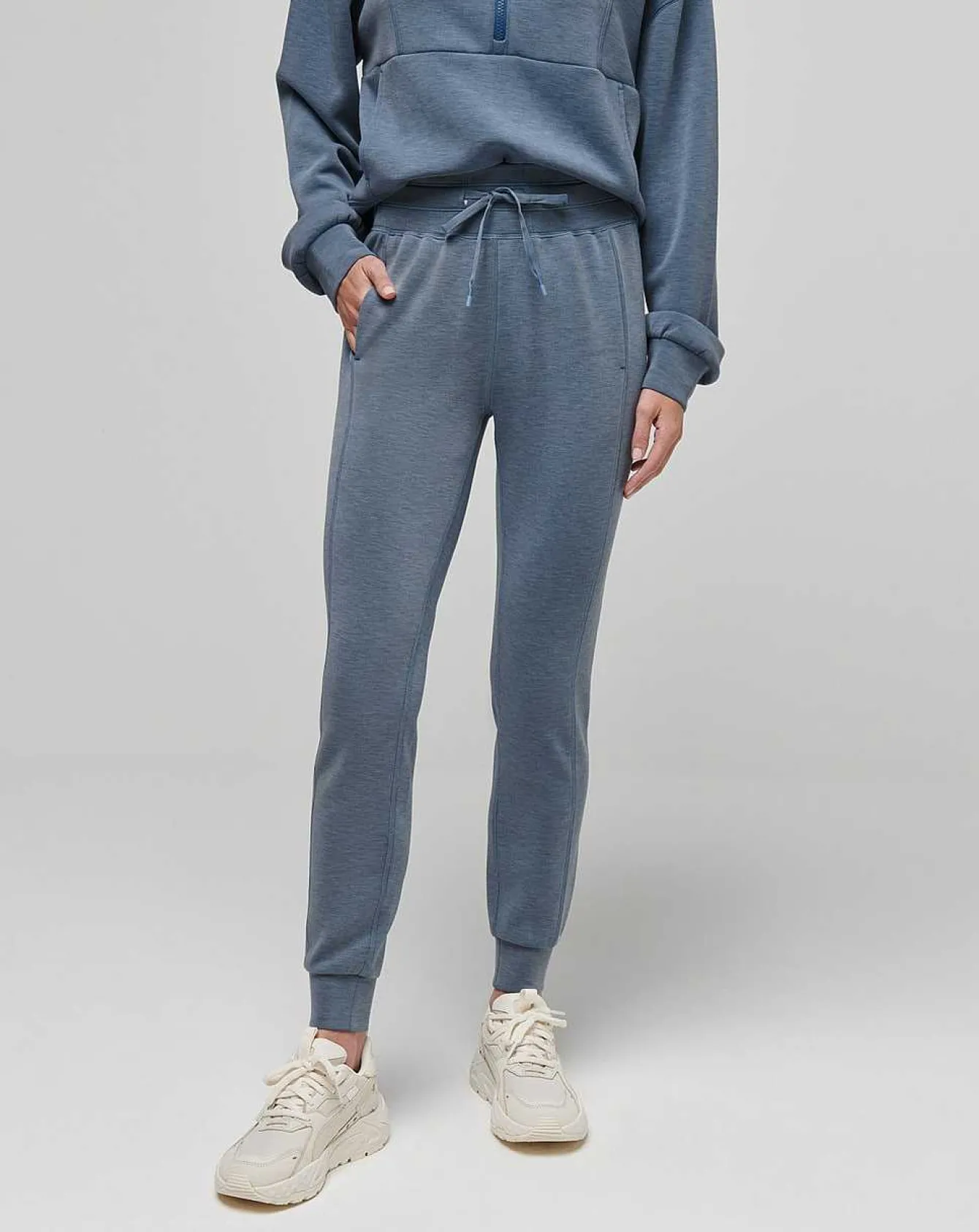 Skyloft Soft Jogger