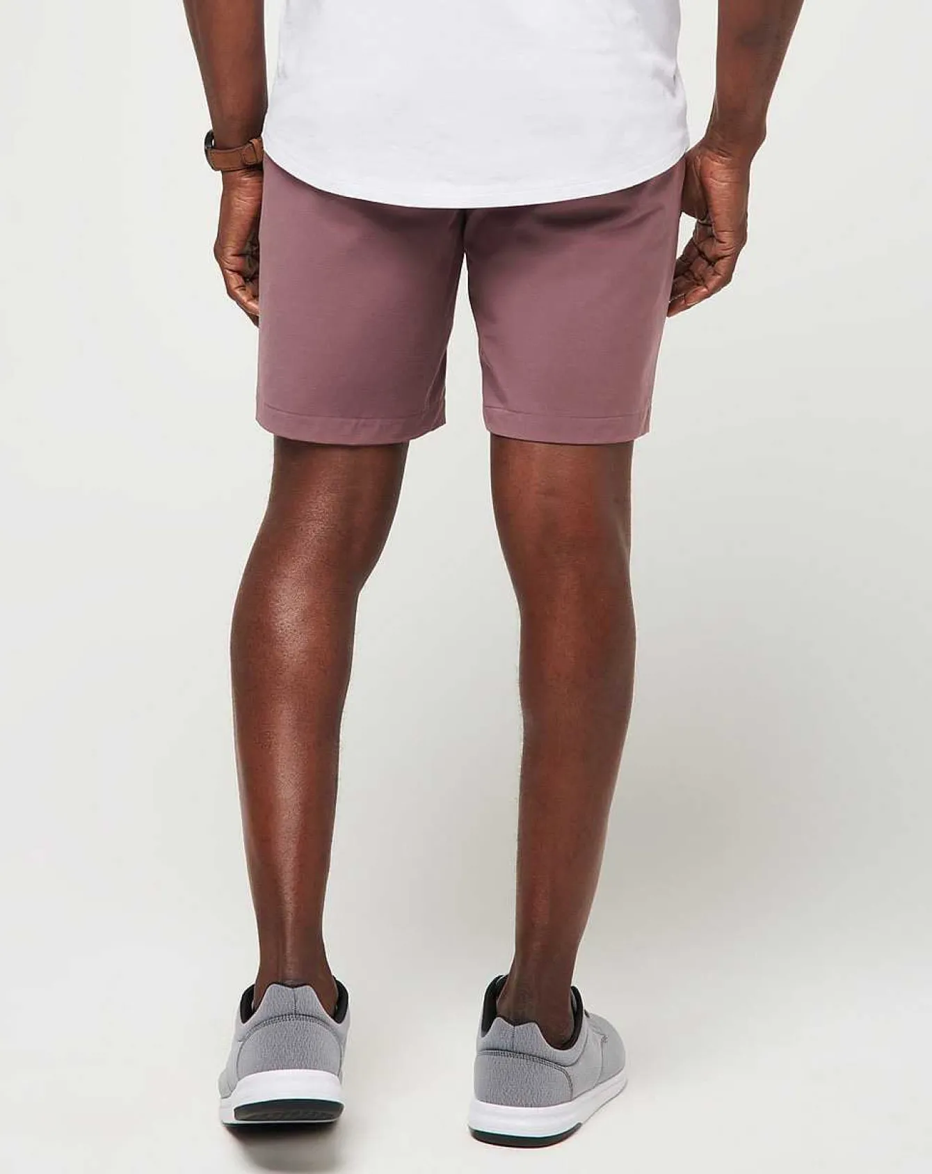 Tech Chino Short 8In