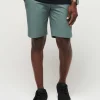 Wanderlust Short 9In