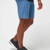 Wanderlust Short 9In