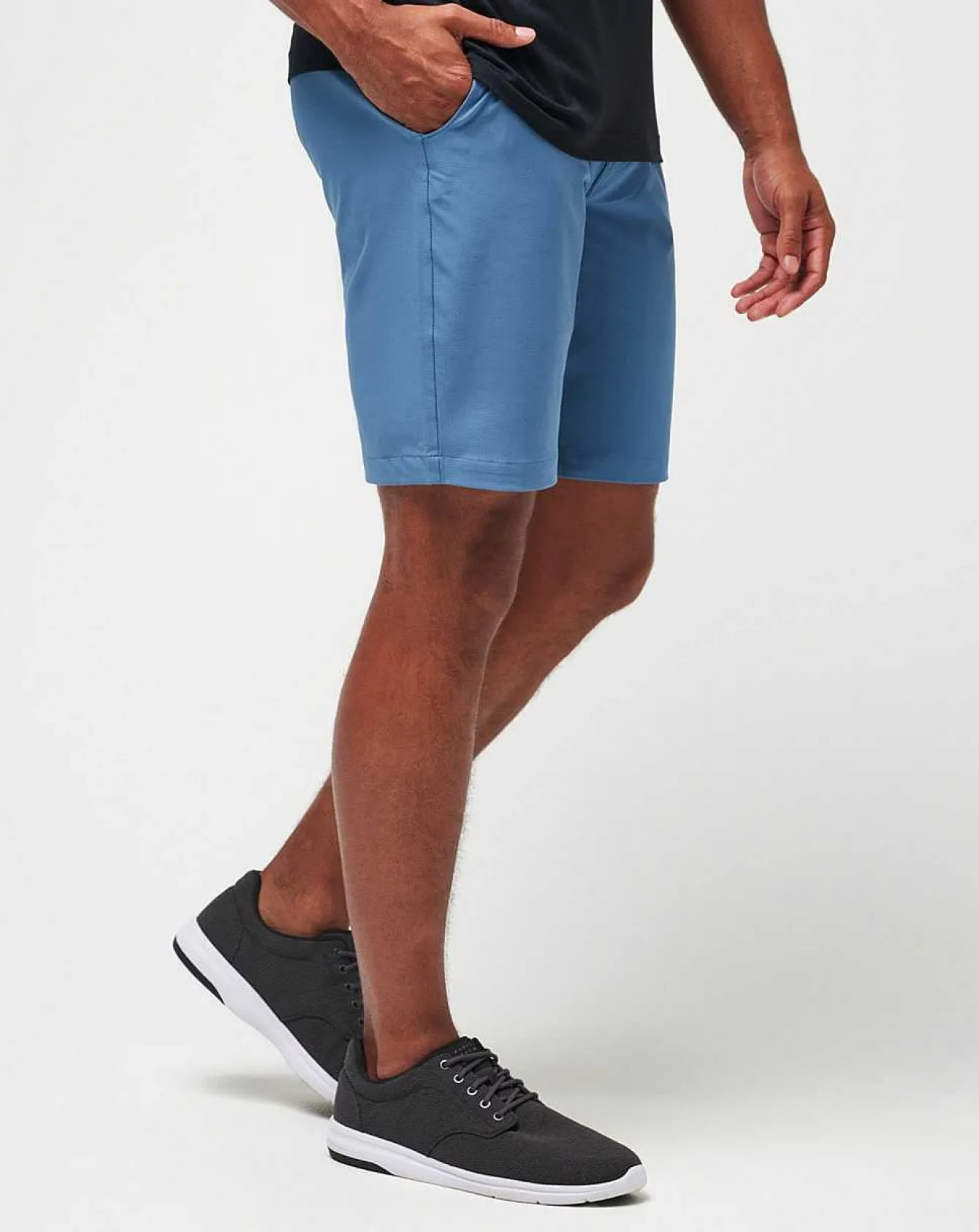 Wanderlust Short 9In