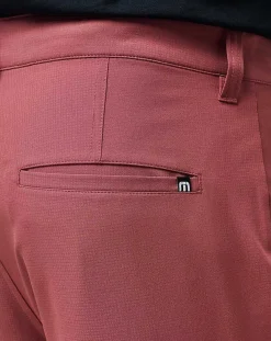 Wanderlust Short 9In