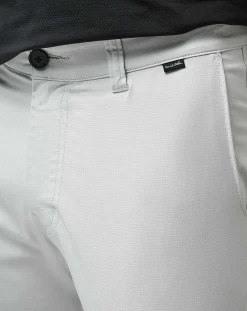 Wanderlust Short 9In
